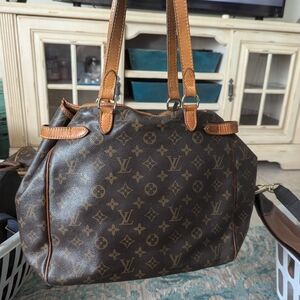Louis Vuitton Purse
